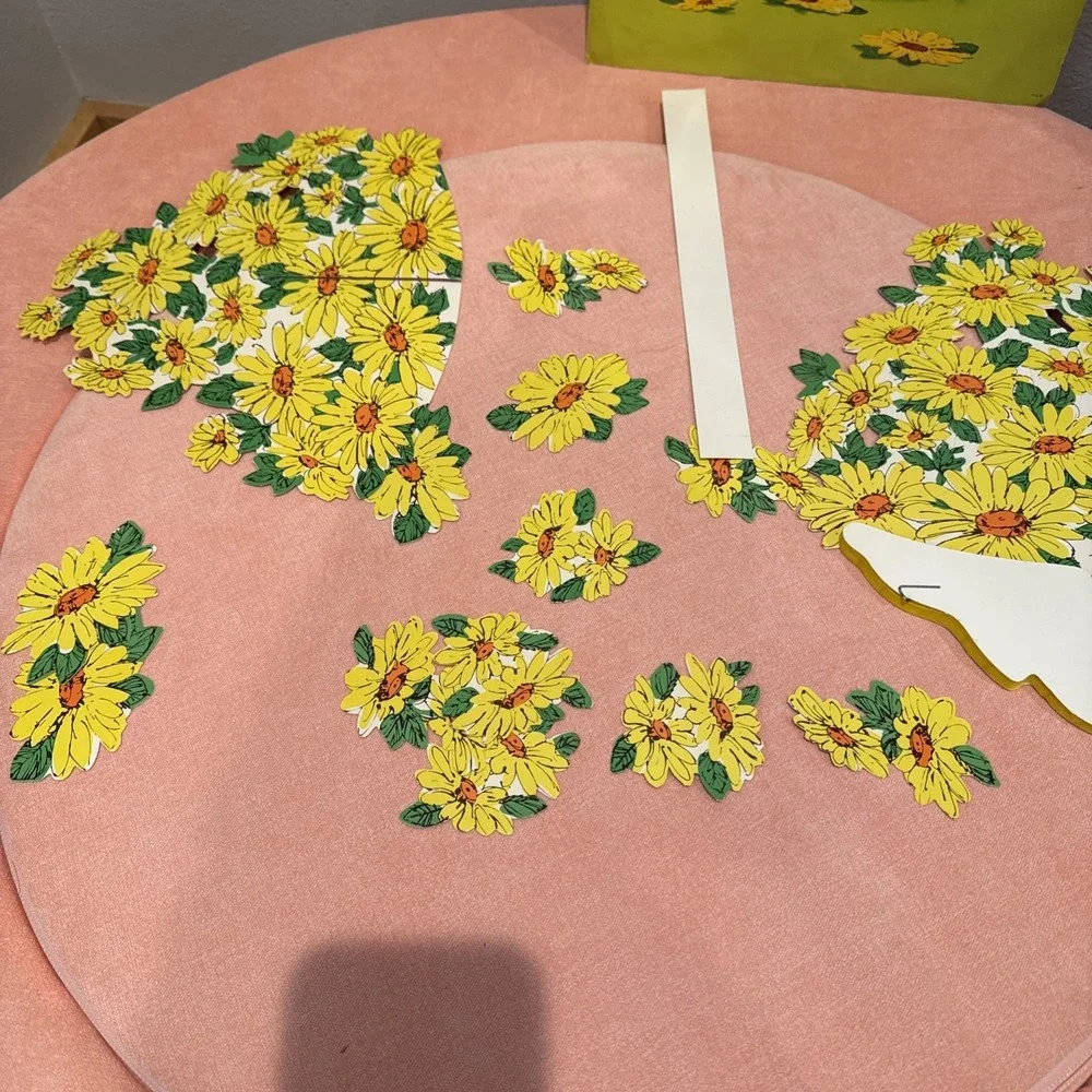 VINTAGE AMERICAN‎ GREETINGS HONEYCOMB 